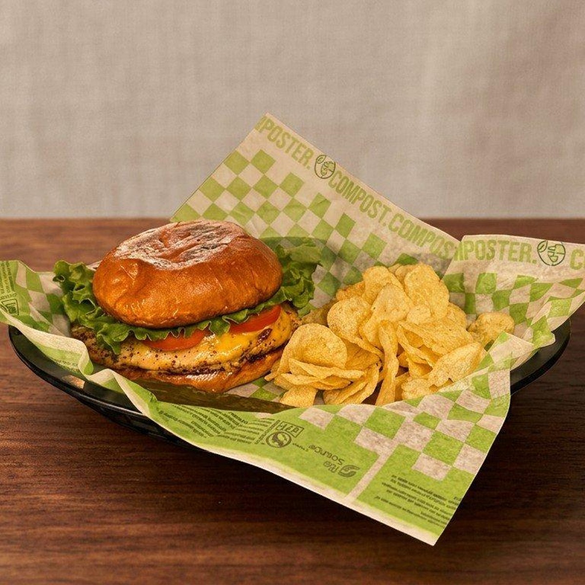 Classic grilled chicken sandwich with chips